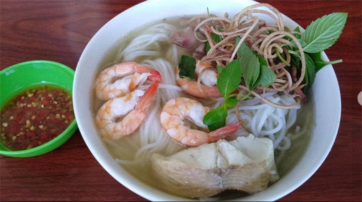 Về Sóc Trăng phải ăn bún nước lèo, nghe đơn giản nhưng nổi danh vùng Tây Nam Bộ - 1