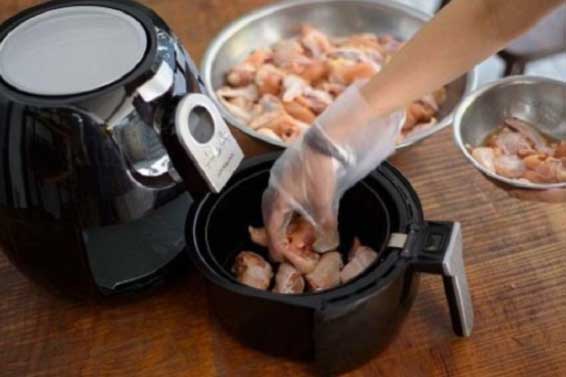 Mẹo rã đông thực phẩm bằng nồi chiên không dầu đơn giản, nhanh chóng