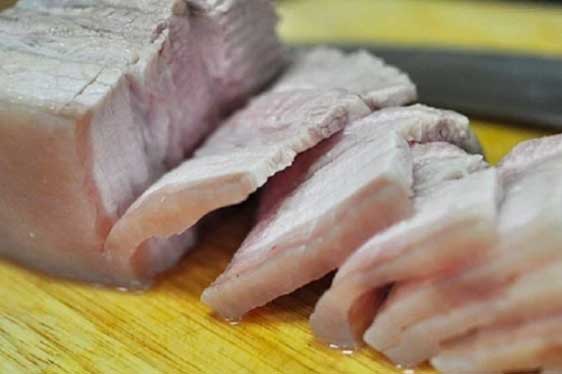 Các loại gia vị không nên cho vào khi luộc thịt