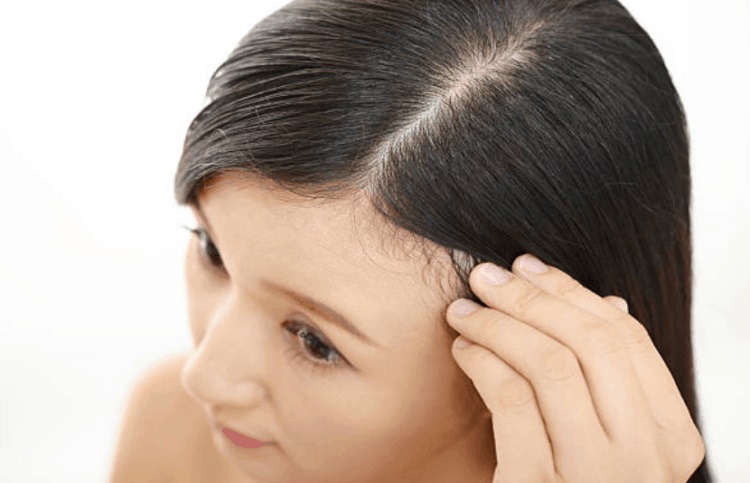 Bí quyết xử lý tóc bết dính đơn giản tại nhà