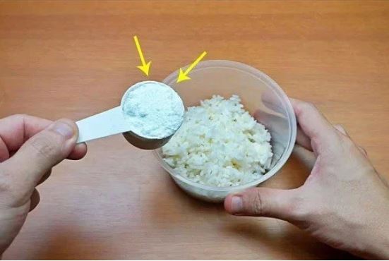 Trộn cơm nguội với bột giặt: Mang lại lợi ích không ngờ, giải quyết cả vấn đề “khó nhằn”