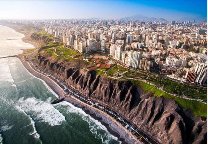 Thành phố kỳ lạ nhất hành tinh: 600 năm không một giọt mưa, cây cối vẫn tươi tốt 