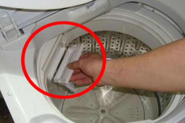 Cách vệ sinh máy giặt không cần tháo lồng: 4 bước đơn giản loại sạch cặn bẩn, vi khuẩn, ai cũng làm được