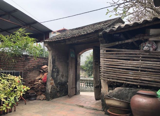 Người xưa căn dặn: 'Nghèo không sửa cửa, giàu không dời mộ', điều đó nghĩa là gì?