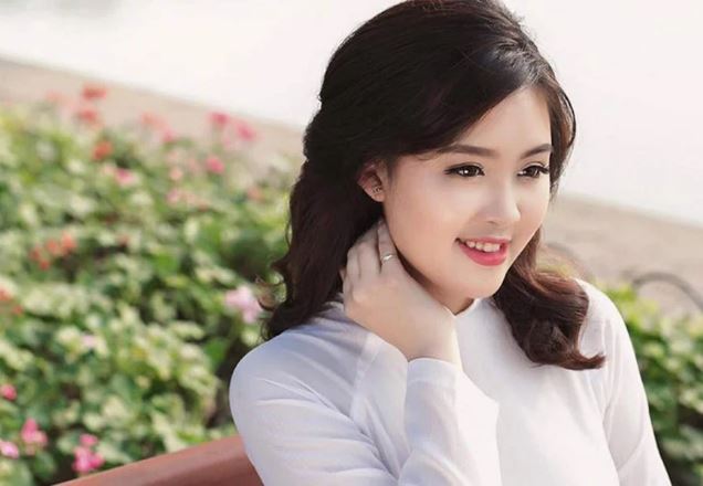 Phúc đức tại mẫu: Phụ nữ có 4 nét tướng này chồng con hưởng no lộc trời, phải tu 3 kiếp mới lấy được