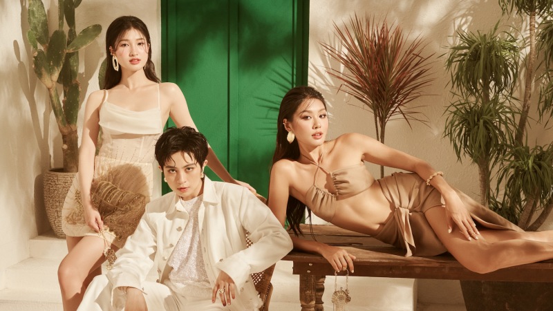 Á hậu Thảo Nhi Lê, Phương Nhi nóng bỏng bên Gil Lê