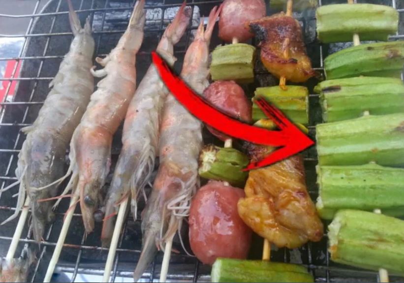 Loại rau đi ăn đồ nướng nhiều người vứt đi, biết tác dụng lại tiếc hùi hụi