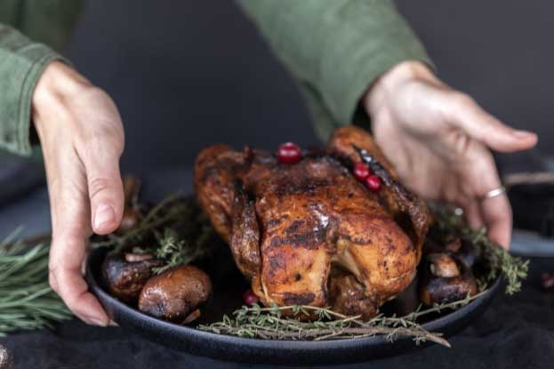 Những người không nên ăn nhiều thịt gà, vịt