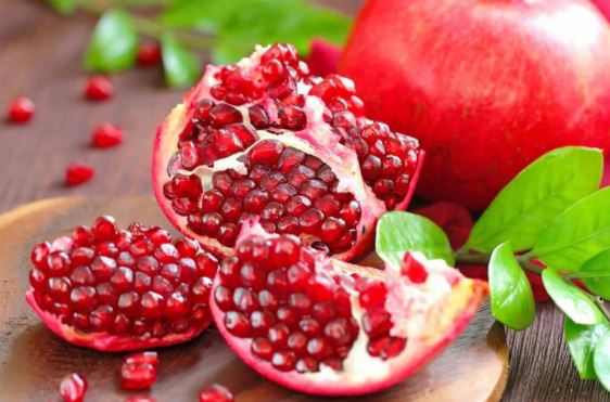 Phụ nữ sau 30 bị suy giảm estrogen nên nhanh già, xuống sắc: Chuyên gia khuyên cần ăn 6 món