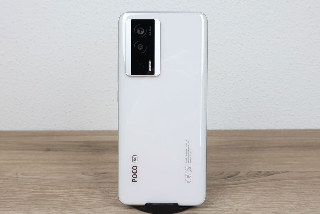 Xiaomi giới thiệu smartphone chống nước, cấu hình ‘siêu khủng’, giá 12,99 triệu tại Việt Nam