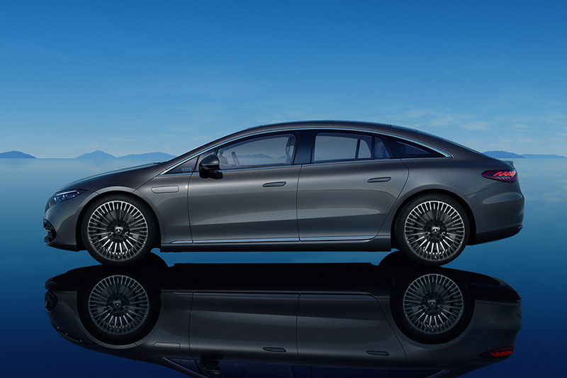 Bảng giá xe Mercedes-Benz tháng 5/2023: Thêm sản phẩm mới