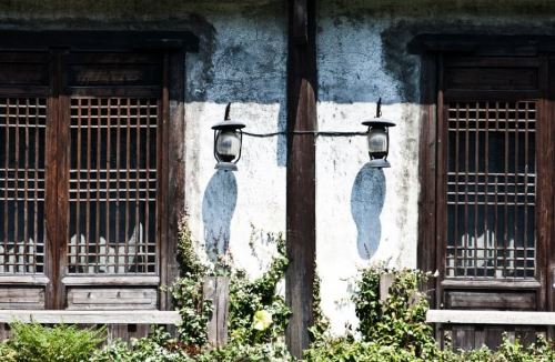 Cổ nhân dạy: 'Có ba kiểu nhà không nên xây, ba cửa sổ không nên mở', những điều cấm kỵ đó là gì?