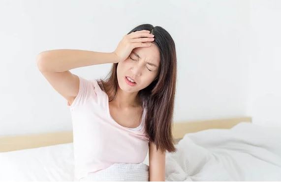 Phụ nữ U40 chỉ cần làm việc này mỗi sáng sẽ sở hữu nhan sắc "trường sinh bất lão"