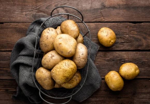 Những mẹo đơn giản giúp bảo quản khoai tây luôn tươi mới