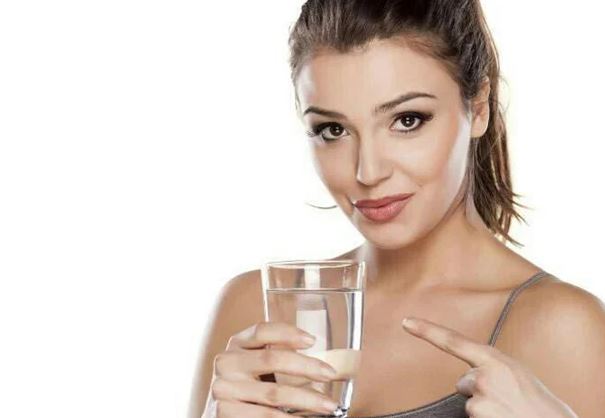 3 thói quen uống nước nhiều người tưởng tốt nhưng gây hại khó lường