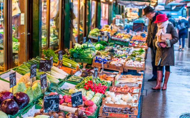 Niềm tin nhà đầu tư Eurozone giảm trong tháng 5