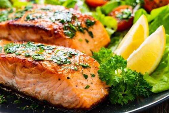 Cá hồi có giá trị dinh dưỡng cao, tốt cho sức khỏe