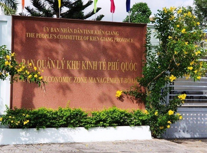 Xem xét kỷ luật Trưởng ban Quản lý Khu kinh tế Phú Quốc