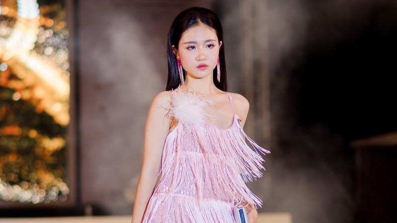 Mẫu nhí Minh Anh giải Á quân 1 cuộc thi 'Luxury Brand Model Awards Global Fashion Week 2023'