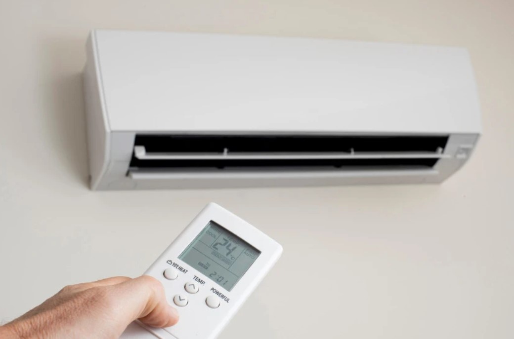 Điều gì xảy ra với cơ thể khi ngủ cả đêm trong phòng điều hòa?