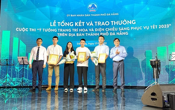 cuộc thi "Ý tưởng trang trí hoa và điện chiếu sáng phục vụ Tết Quý Mão 2023" trên địa bàn TP Đà Nẵng.