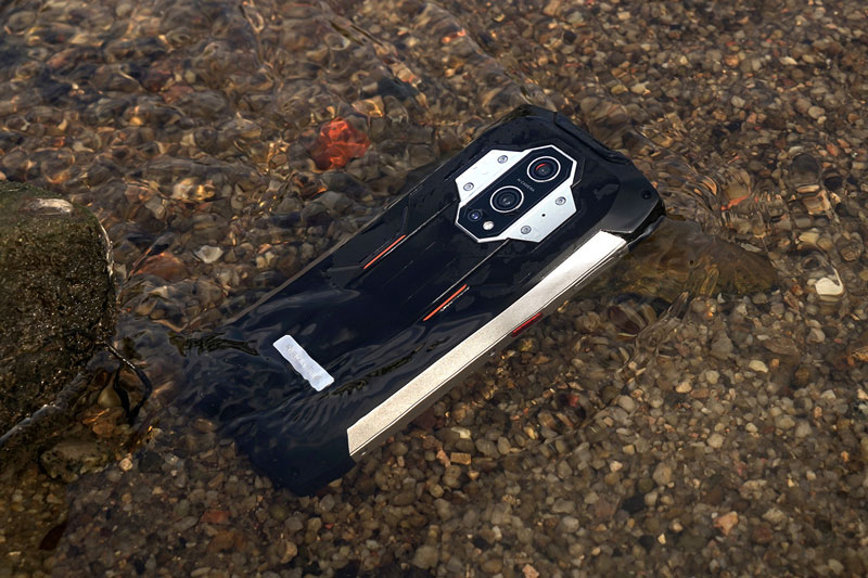 Smartphone ‘nồi đồng cối đá’, RAM 12 GB, pin 15.080 mAh, giá hơn 5 triệu đồng