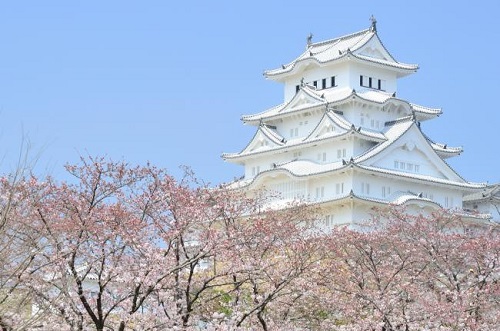 10 tòa lâu đài cổ tráng lệ nhất thế giới