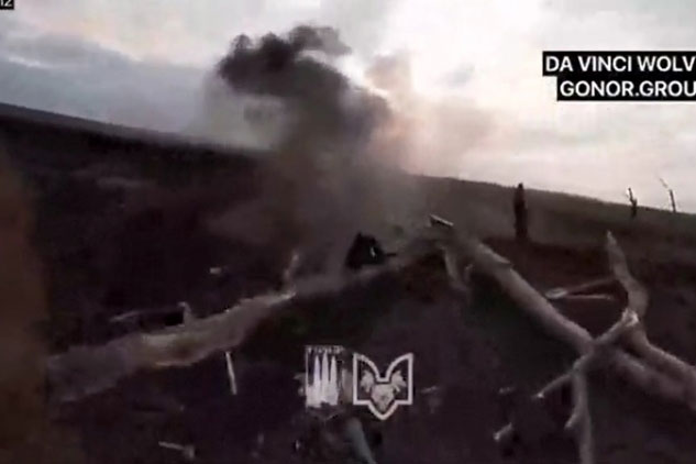 Đấu súng nghẹt thở giữa lính Ukraine phòng ngự và quân Nga tấn công chiến hào