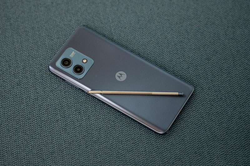 Smartphone bút cảm ứng, chống nước, RAM 4 GB, giá 4,68 triệu đồng