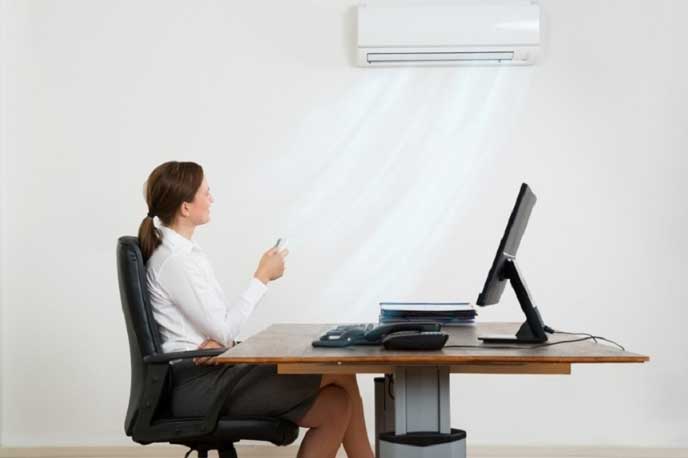 6 tips giải cứu làn da khô khi ngồi điều hòa nhiều giờ