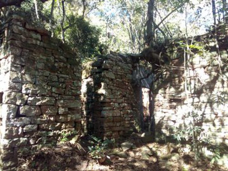 Tàn tích tại Argentina và giả thuyết Hitler trốn ở đây