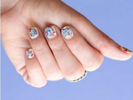 Tuyệt chiêu tạo 3 mẫu nail cực đẹp chơi hè ngay tại nhà