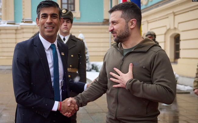 Anh xác nhận cung cấp hàng trăm tên lửa phòng không cho Ukraine