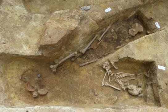 Khai quật được một nghĩa địa cổ đại cách ga tàu Paris nhộn nhịp chỉ vài bước chân