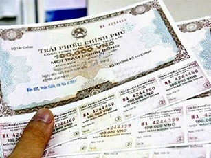 Lãi suất huy động trái phiếu Chính phủ tiếp tục giảm