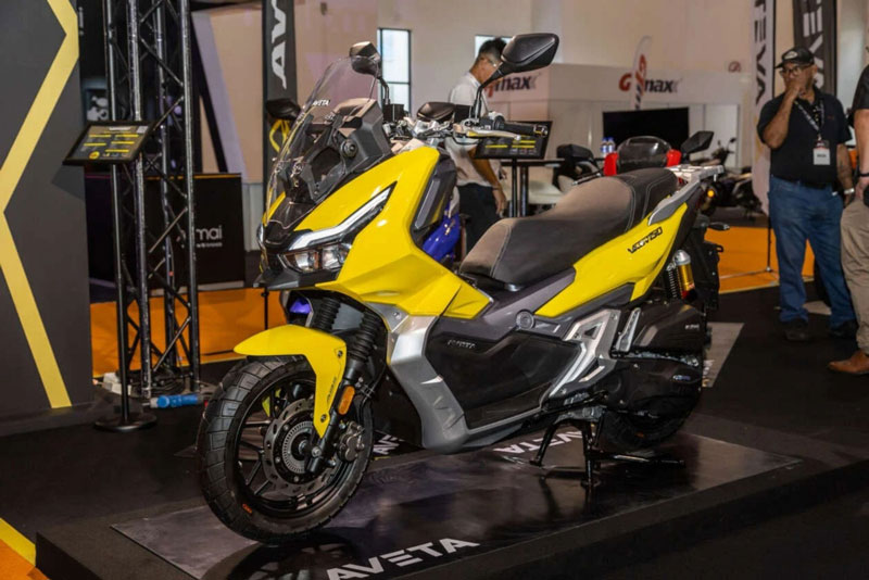 Xe ga nhái Honda ADV 160 có camera hành trình, cảnh báo áp suất lốp