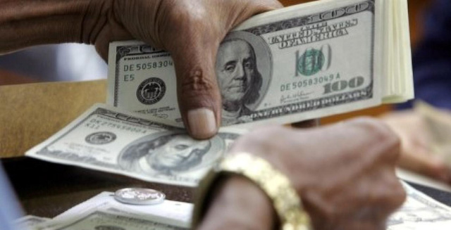 Vì sao đồng USD mạnh trở lại?