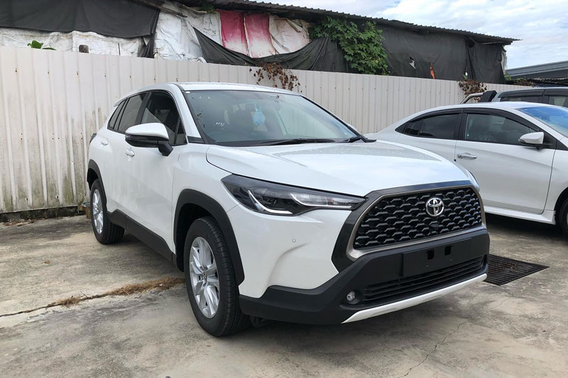 Toyota Corolla Cross tiếp tục giảm giá, chỉ còn từ 700 triệu đồng