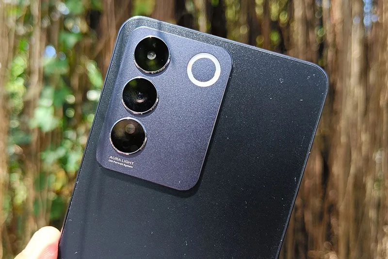 Đánh giá Vivo V27e vừa lên kệ tại Việt Nam, giá 8,99 triệu đồng