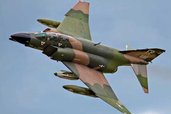 F-4 Phantom II - Chiến đấu cơ với thiết kế 'không giống ai' 