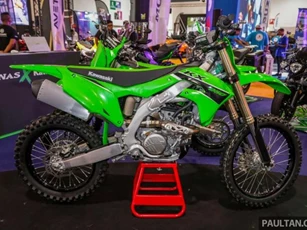 Cận cảnh bộ đôi môtô Kawasaki KX250 và KX250X 2023 dành cho off-road