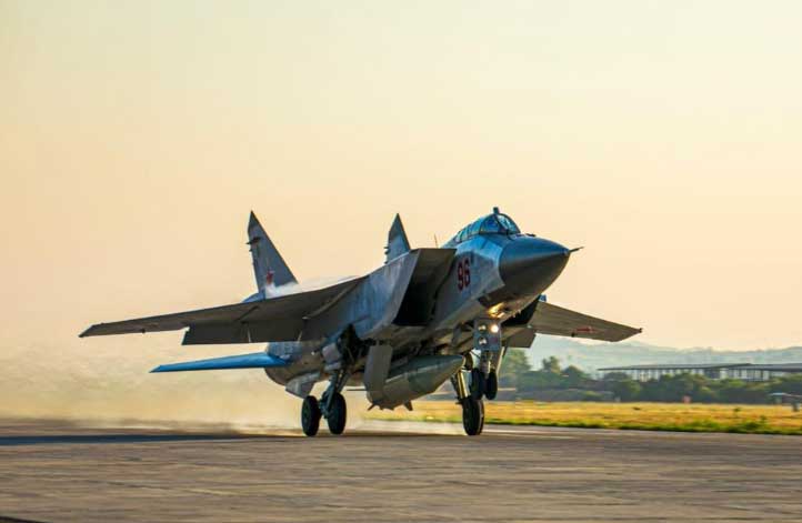 Vì sao Nga chưa tích hợp tên lửa Kh-47M2 Kinzhal vào Tu-22M3 và Tu-160?