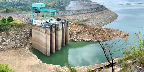 Khó tránh gián đoạn cấp điện tại miền Trung - Tây Nguyên