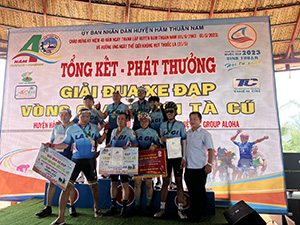 Bình Thuận: 120 vận động viên dự giải đua xe đạp kỷ niệm 40 năm thành lập huyện Hàm Thuận Nam