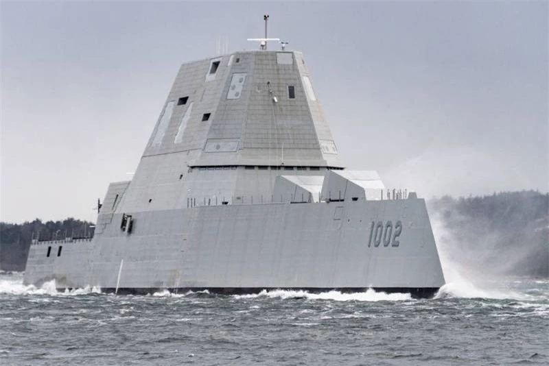 Mỹ nâng cấp siêu hạm Zumwalt sánh ngang khinh hạm Đô đốc Gorshkov ảnh 1