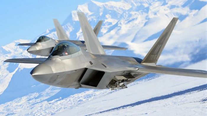 Đã đến lúc không quân Mỹ nói lời chia tay F-22? 