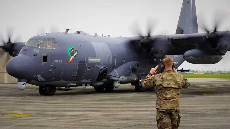 Máy bay AC-130J Ghostriders.