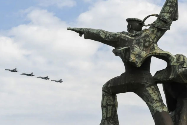 Kịch bản giao tranh Nga - Ukraine bùng nổ ở Crimea và lan rộng ra châu Âu