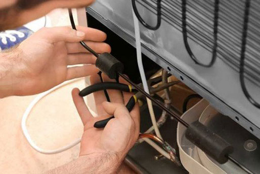 Tủ lạnh có 1 cơ quan nhỏ, cứ 6 tháng làm sạch một lần giúp tiết kiệm điện tối đa