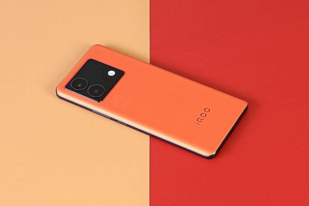 Smartphone cấu hình ‘siêu khủng’, sạc 120W, giá gần 11 triệu đồng